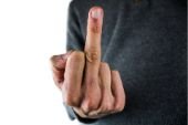 middle finger in human body